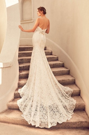Paloma Blanca Style #4797 #1 thumbnail