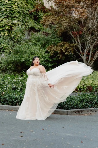 Stella York Style #7521 #13 thumbnail