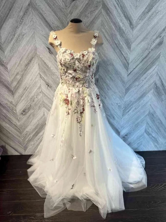 The Taylor'd to You Collection Style #13035 Laurel #0 default thumbnail