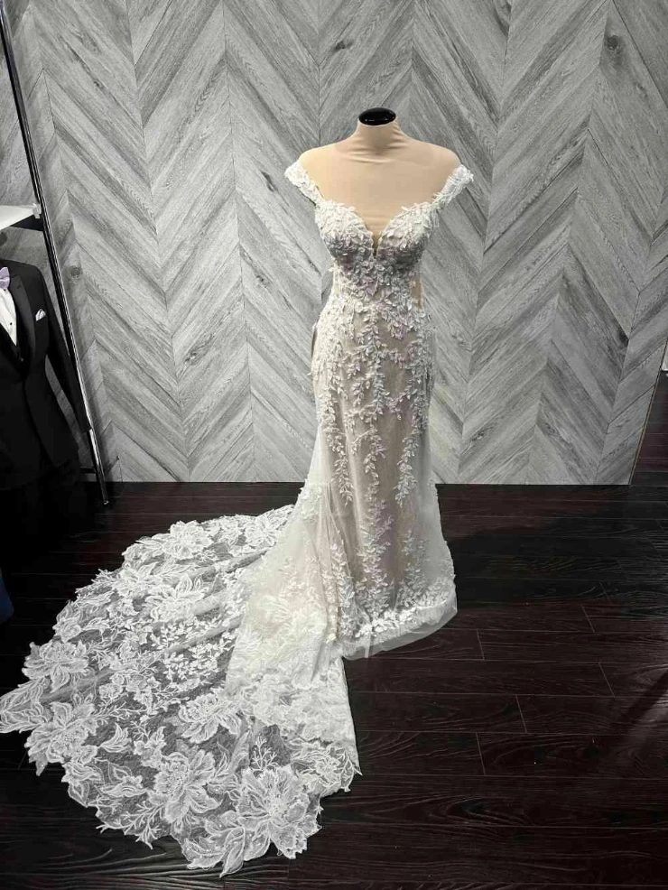 The Taylor'd to You Collection 13194 Default Thumbnail Image