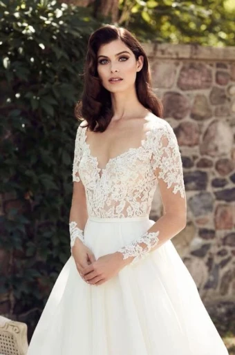 Paloma Blanca Style #4744 #1 thumbnail