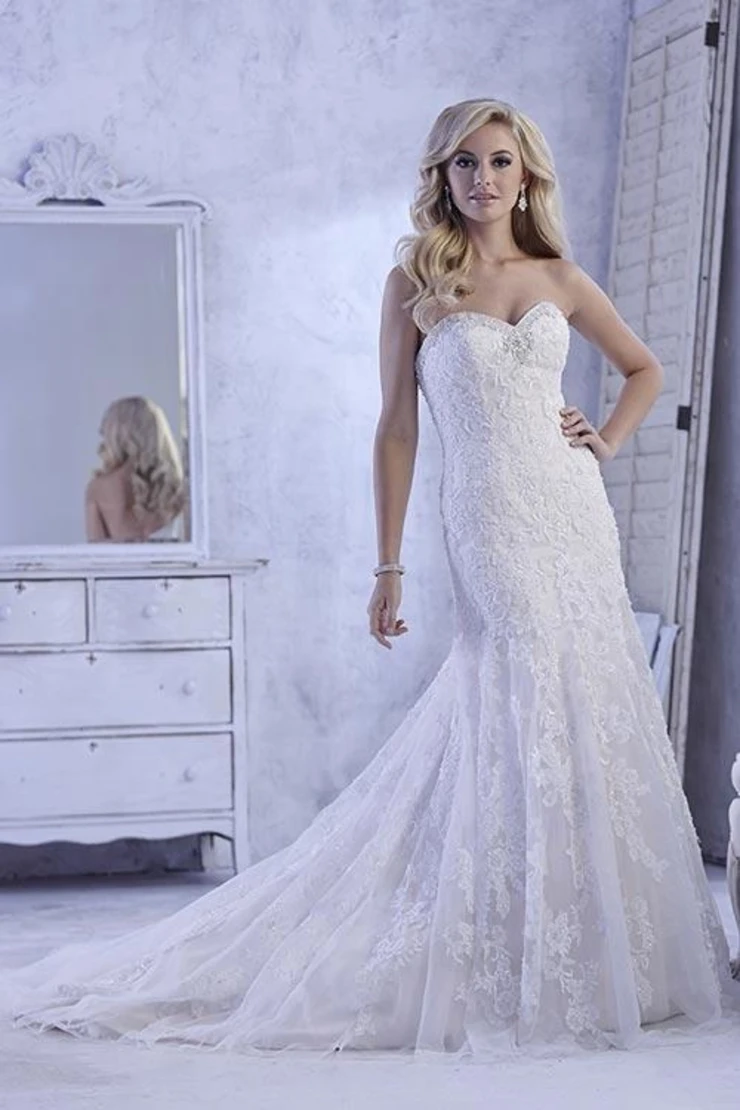 The Taylor'd to You Collection 18982 Default Thumbnail Image