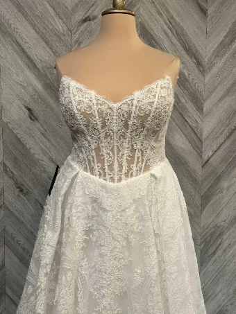 The Taylor'd to You Collection Style #A8153 Lauren #1 thumbnail
